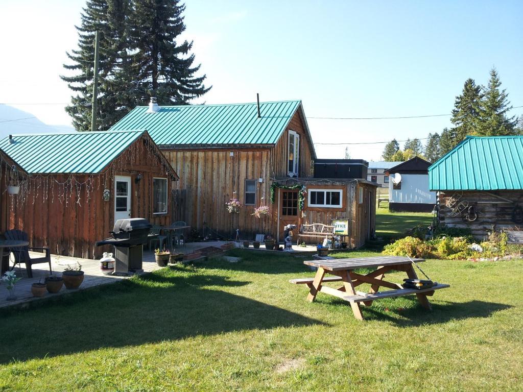 Hotel Steamboat Mountain Chalets Spillimacheen Exteriér fotografie
